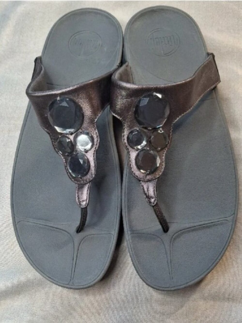FitFlop Lunetta Metallic Deep Purple Patent Jeweled Thong Sandals US 11 EU 43